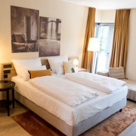 Raab 2* Άλσφελτ