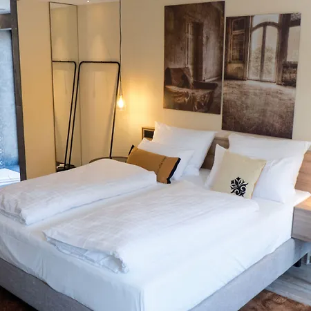 Raab 2* Άλσφελτ