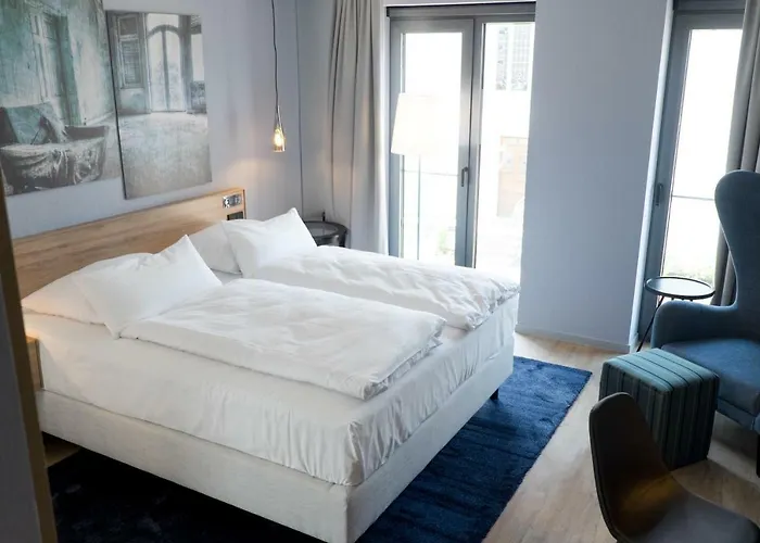 Hotel Raab 2*